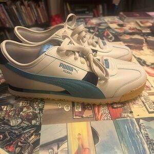 Puma Roma Men’s Size 11 Tan and Blue Sneakers